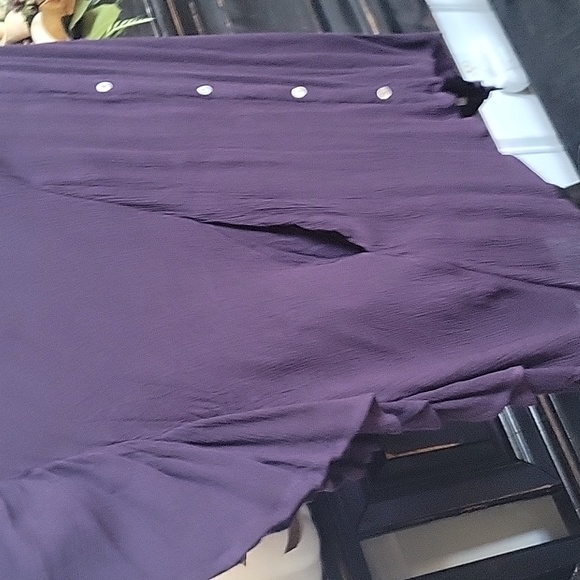 Free People Button Up Ruffle Oversized Top XS/S with Pockets!!! - Picture 4 of 10